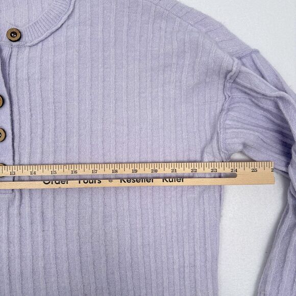 Free People Around the Clock Oversized Ribbed Henley Sweater XS Lavender Lounge - Picture 10 of 11